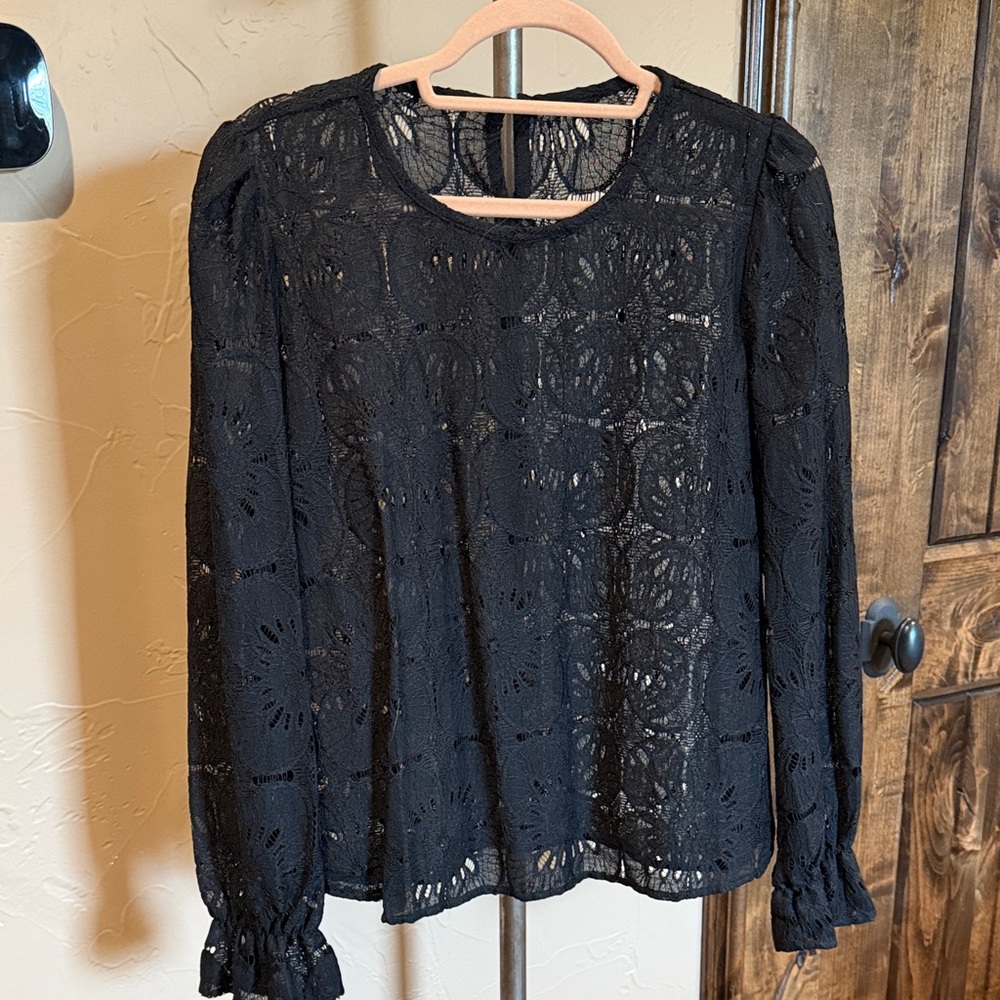 Women's Black Lace Long-Sleeve Peasant Blouse